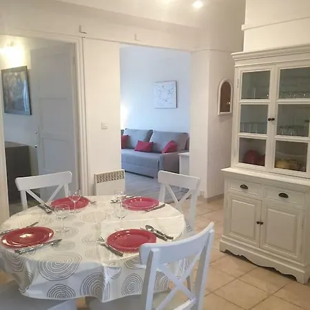 Appartement J1 Residencebnb Confortfrejus Les Pieds Dans L'eau