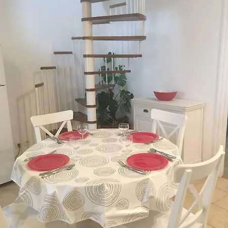 Appartement J1 Residencebnb Confortfrejus Les Pieds Dans L'eau *